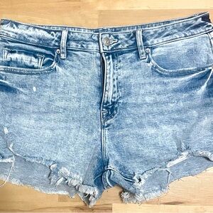 31 Vigoss Women’s “Ace” Distressed Denim Shorts, NWOT